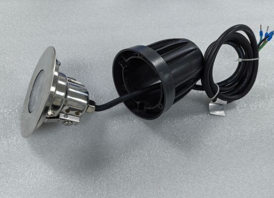 IK10 เรตติ้ง ไฟสระว่ายน้ําดําน้ํา 3W LED กันน้ํา ไฟใต้น้ํา โซลูชั่นสําหรับสระว่ายน้ํา สระว่ายน้ําและลักษณะน้ํา