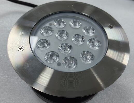 IP68 ไฟสว่างสระว่ายน้ํา LED ไฟสว่างใต้น้ํา กันน้ํา ระยะอุณหภูมิที่เหมาะสม ลบ 20 ถึง 45 เซลเซียส น้ําหนัก 1 กิโลกรัม