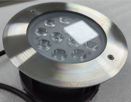 RGB สีเปลี่ยน LED สระว่ายน้ํา ไฟ IP68 กันน้ํากับ 60 องศามุมรังสี