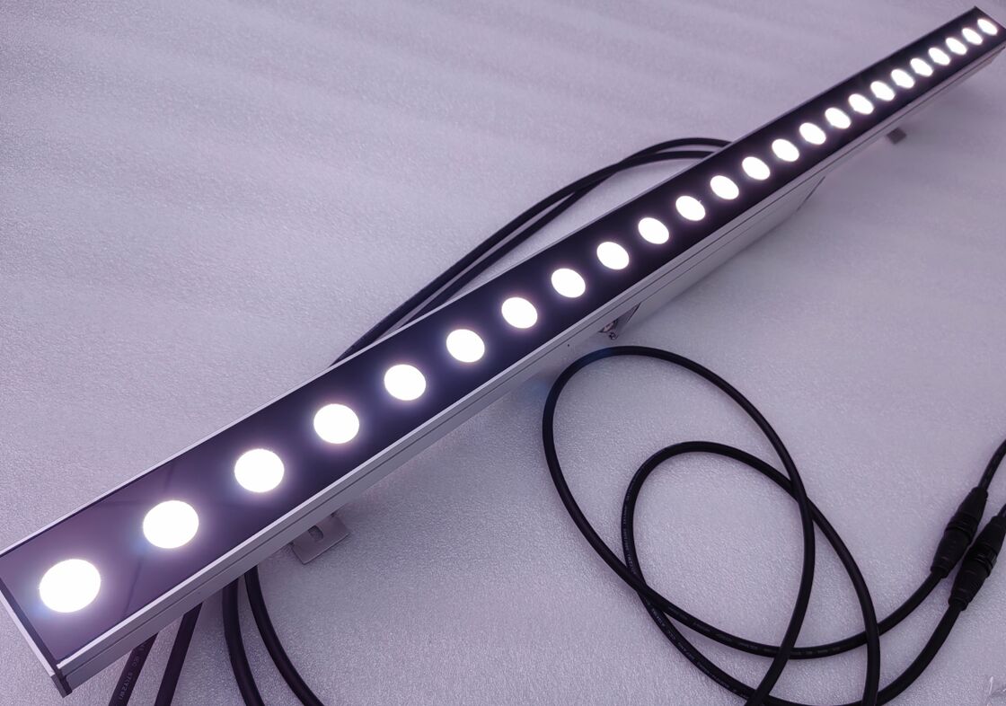 20 องศา x 60 องศา แสงล้างผนังภายนอก อลูมิเนียมเหมาะสําหรับการสว่างภายนอกอาคารพาณิชย์