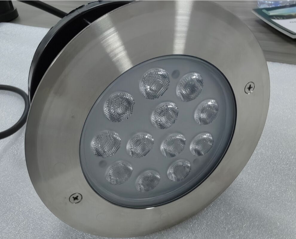 IK10 ไฟสโปตสระว่ายน้ํา LED 150mmx88mm ติดตั้งไฟฟ้าภายนอกกันน้ํา เหมาะสําหรับสระว่ายน้ําและตกแต่งสวน